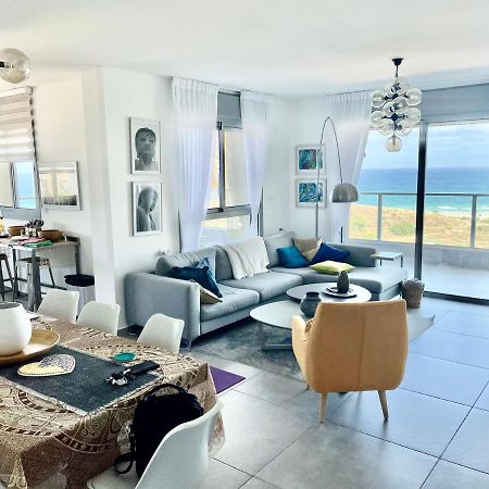 Amazing Sea View, Steps To Beach, Near Tel-Aviv Бат Ям Екстериор снимка